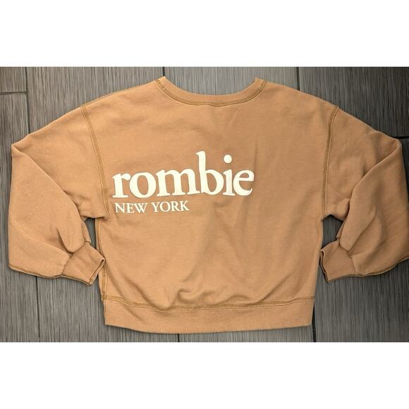 Abercrombie Women’s Brown Cropped Crewneck Sweatshirt Size Medium Spellout - Picture 3 of 4